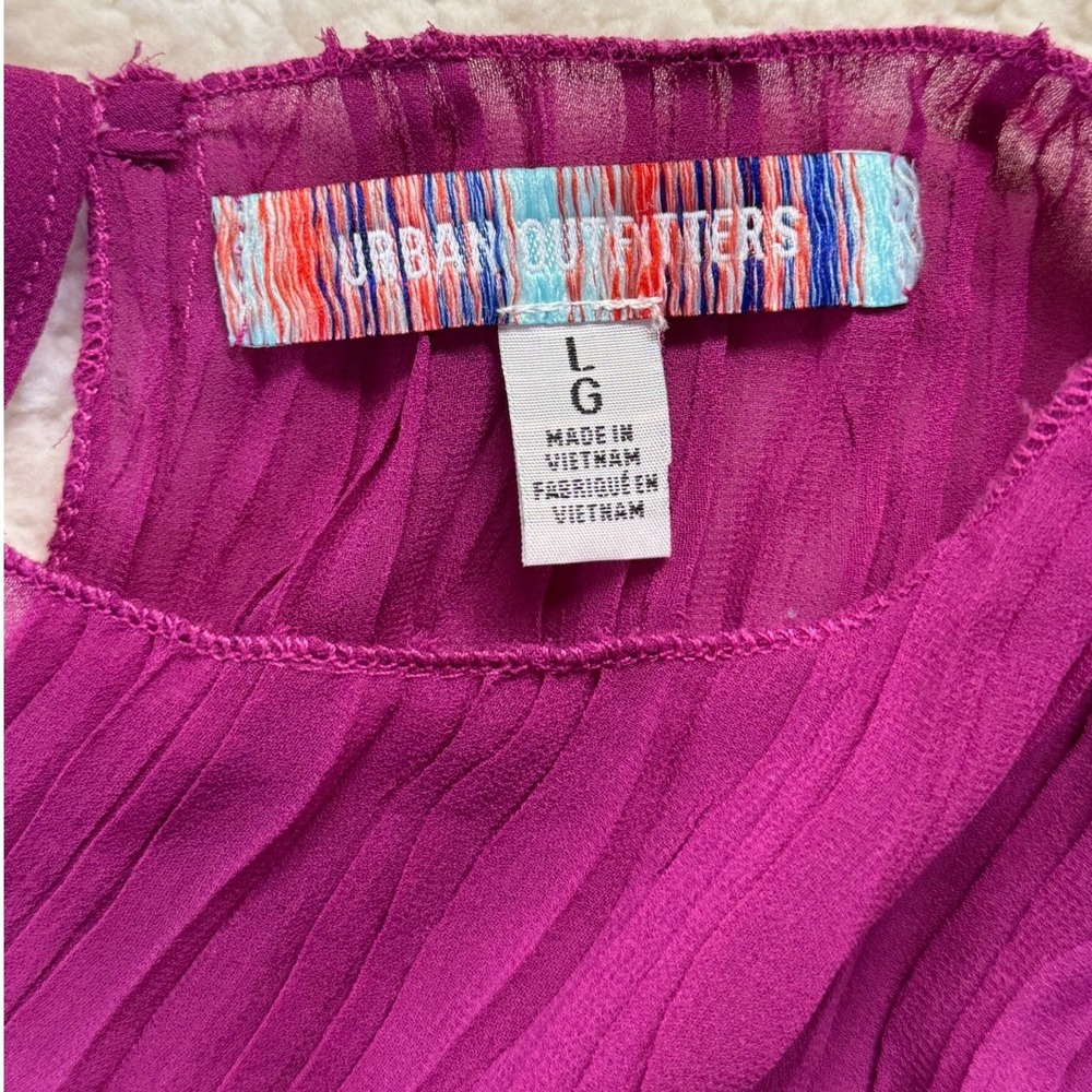Urban Outfitters Magenta Purple Plisse Pleated Sheer Tie Back Crop Top Large - Picture 2 of 7